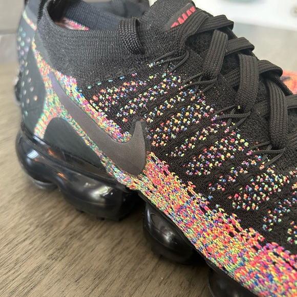 Nike Air VaporMax Flyknit 2 Black Multi Color - Picture 6 of 9